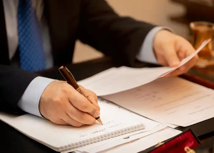 compliant operations legal dubai services